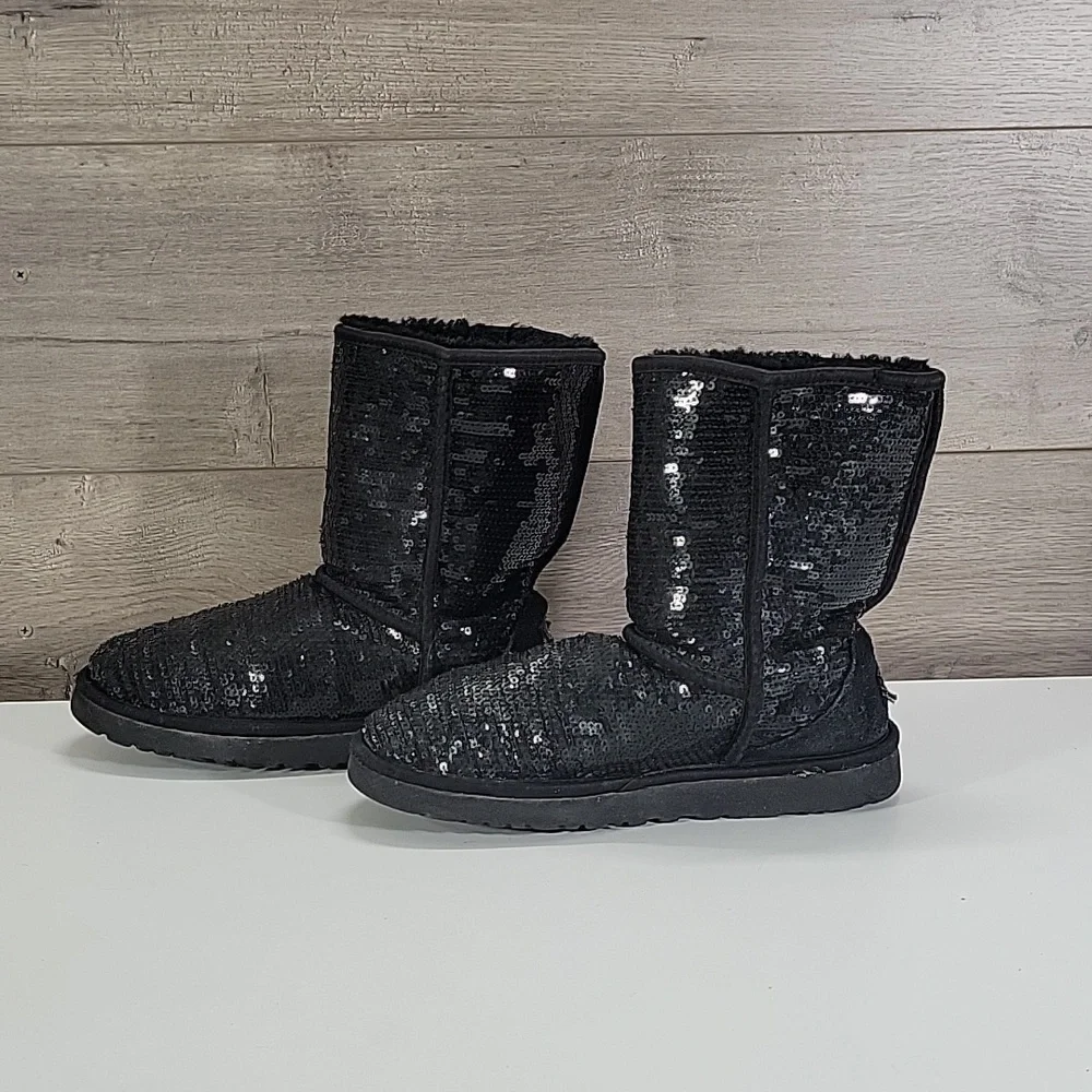 UGG Black Sequin Winter Boots Sz 7